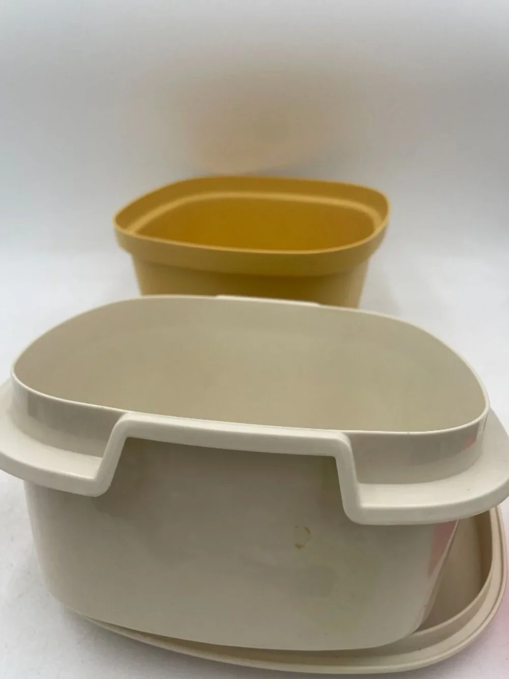Tupperware Yellow Square Container Cream Lid Vintage Storage Or Serving Dish